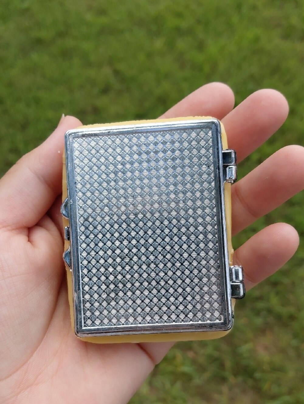 Handcrafted Chicharron Compact Mirror - Picture 4 of 6